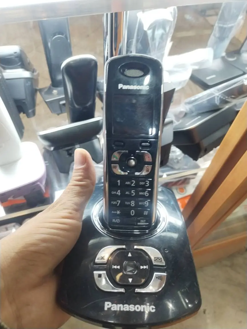 تلفن پاناسونیک مدل KX-TG8321 استوک دبی لوازم نو بدون کارتن